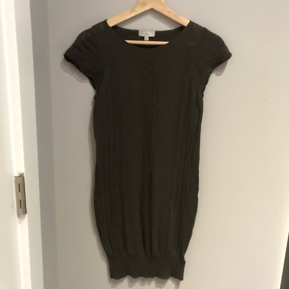 JOIE OLIVE GREEN SWEATER. SIZE small